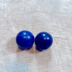 Lovevery Opposites Balls from Thinker play kit